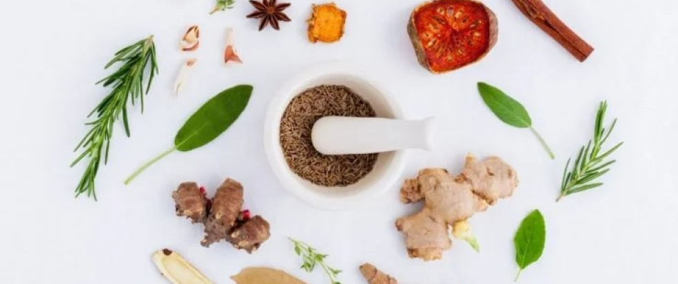 holistic remedies, tea, herbs