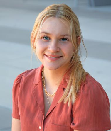 Lauren Bear, UC Irvine transfer Neurobiology major
